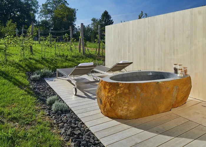 Hotel Gartenlofts Auf Gut Guntrams 4*